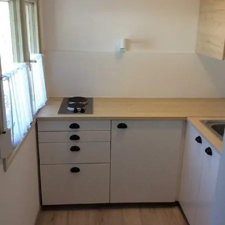 Szegfu Apartmanhaz * Balatonfůzfő